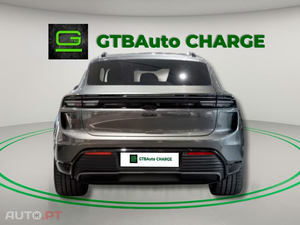 Porsche Macan Turbo BOSE Sport I.V.A DEDUTIVEL