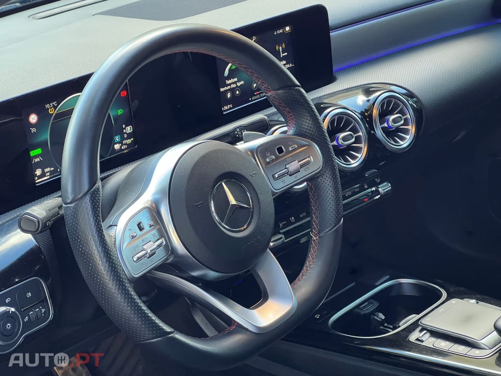 Mercedes-Benz A 250 e 8G-DCT AMG Line