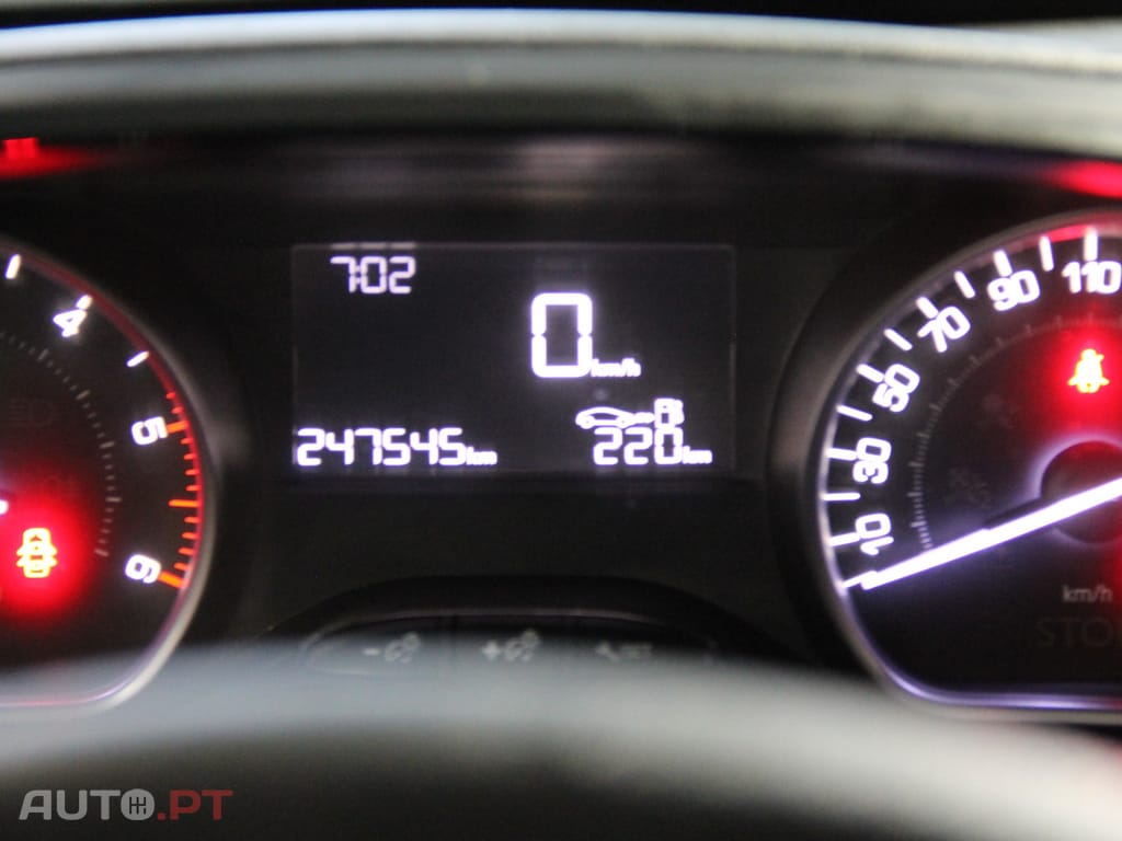 Peugeot 208 1.6 BlueHDi