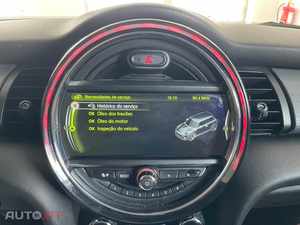 MINI Cooper Cooper D