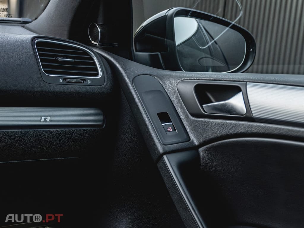Volkswagen Golf R