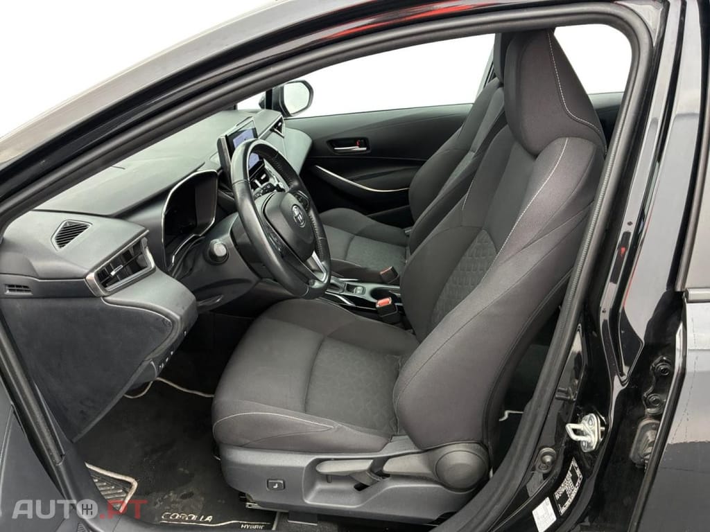 Toyota Corolla TS 1.8 Hybrid Dynamic Business