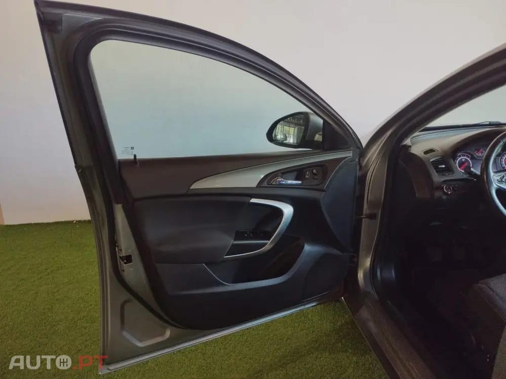 Opel Insignia 2.0 CDTI Executive 140cv