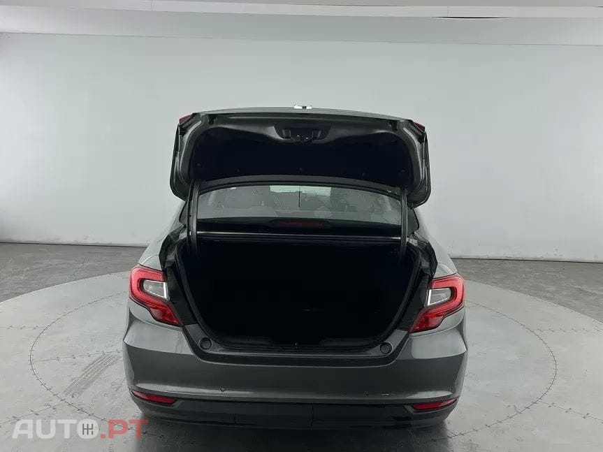 Fiat Tipo 1.3 M-Jet Easy J17