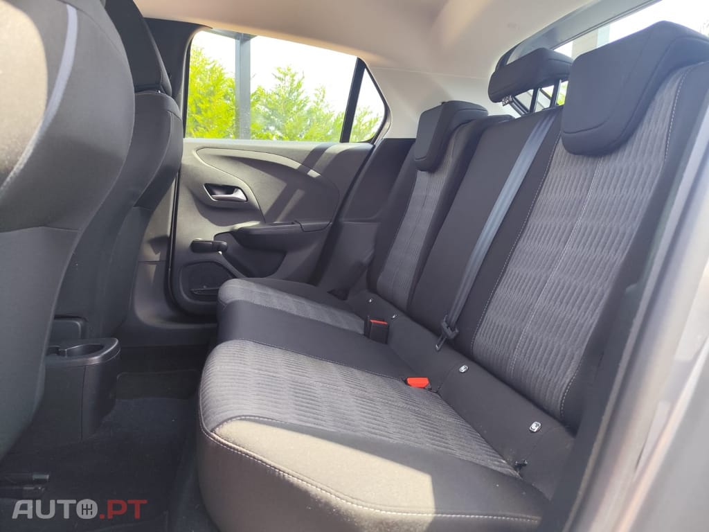 Opel Corsa-e e-Elegance — fotografia 16