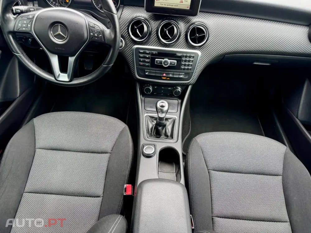 Mercedes-Benz GLA 180 d Style