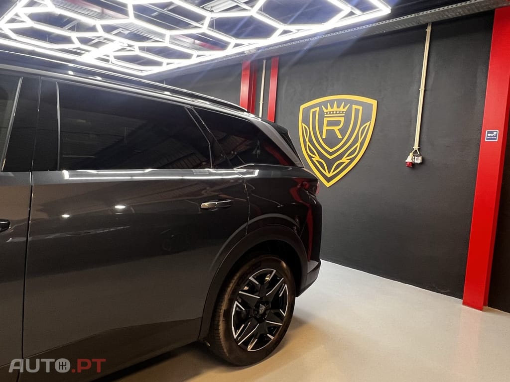 Peugeot 5008 Hybrid 145 e-DSC6 Allure