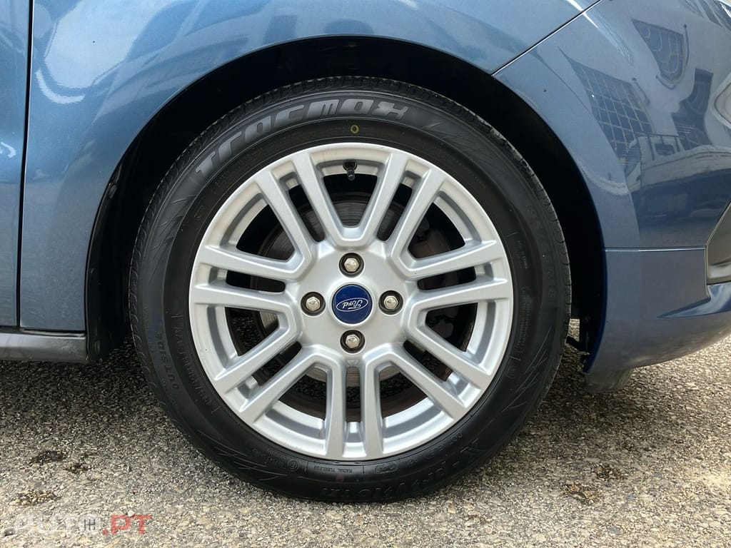 Ford Tourneo 1.0 EcoBoost Titanium