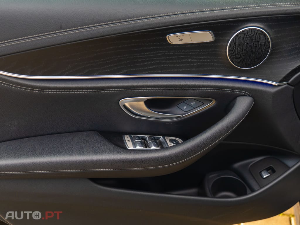 Mercedes-Benz E 220 d AMG Line