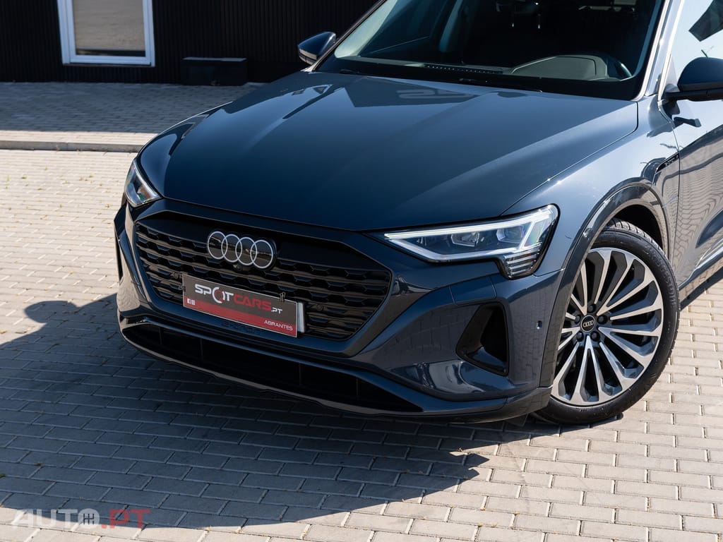 Audi Q8 E-Tron 55 quattro Advanced