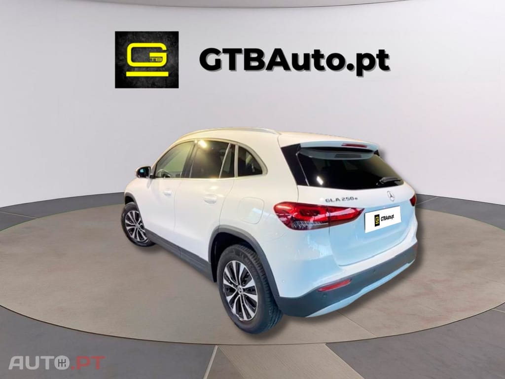 Mercedes-Benz GLA 250 I.V.A DEDUTIVEL e Style