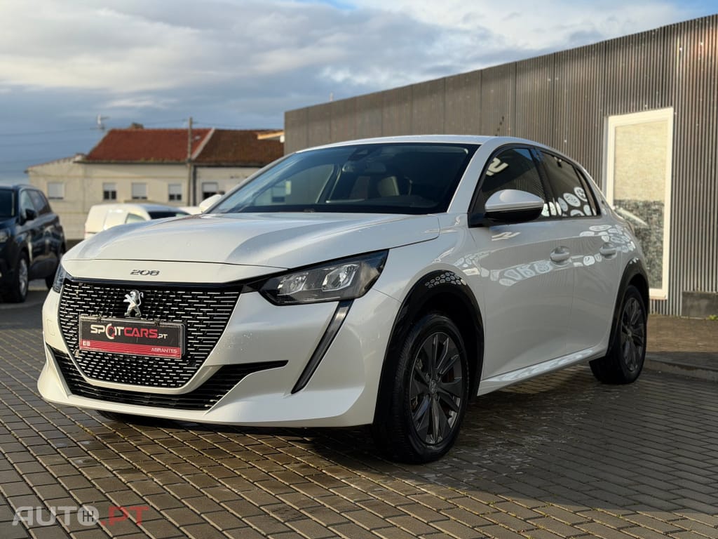 Peugeot E-208 50 kWh Allure
