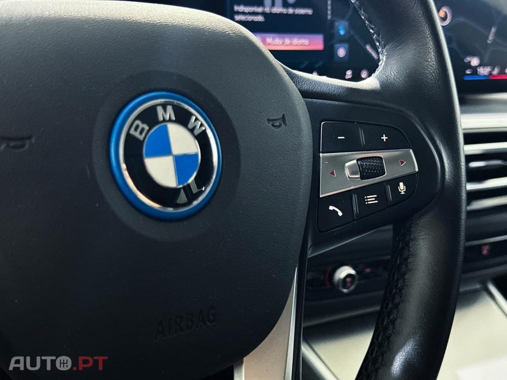 BMW i4 eDrive40 Pack Desportivo M