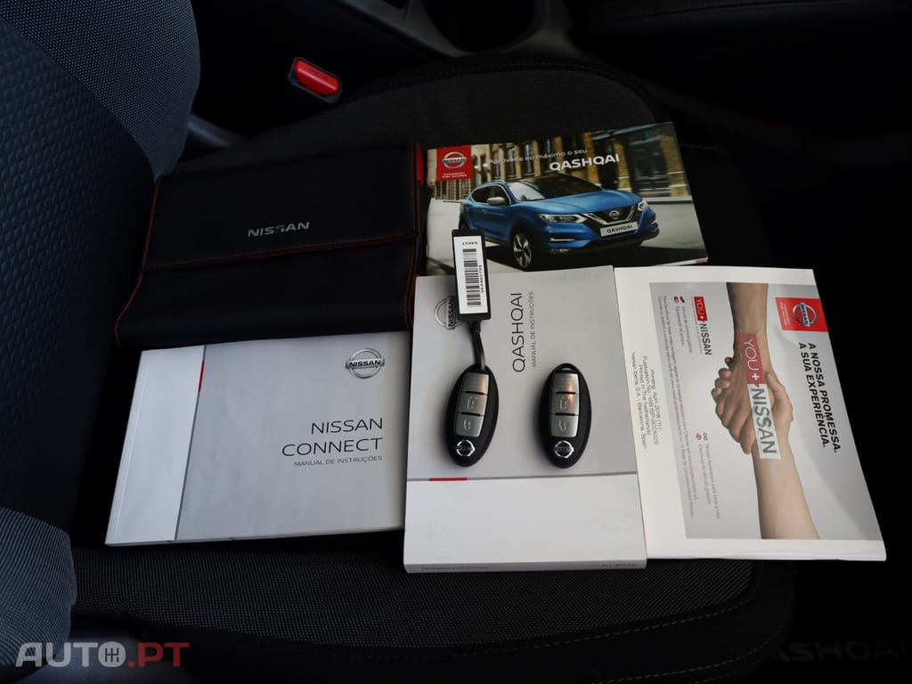 Nissan Qashqai 1.3 DIG-T N-Connecta J18 Led