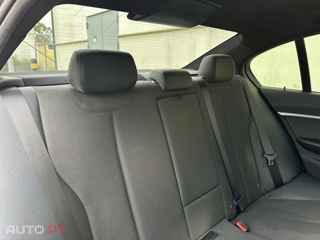 BMW 318 d Pack M