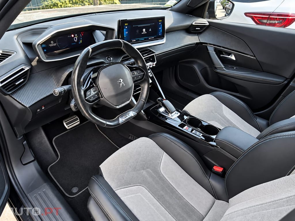 Peugeot E-2008 GT PACK