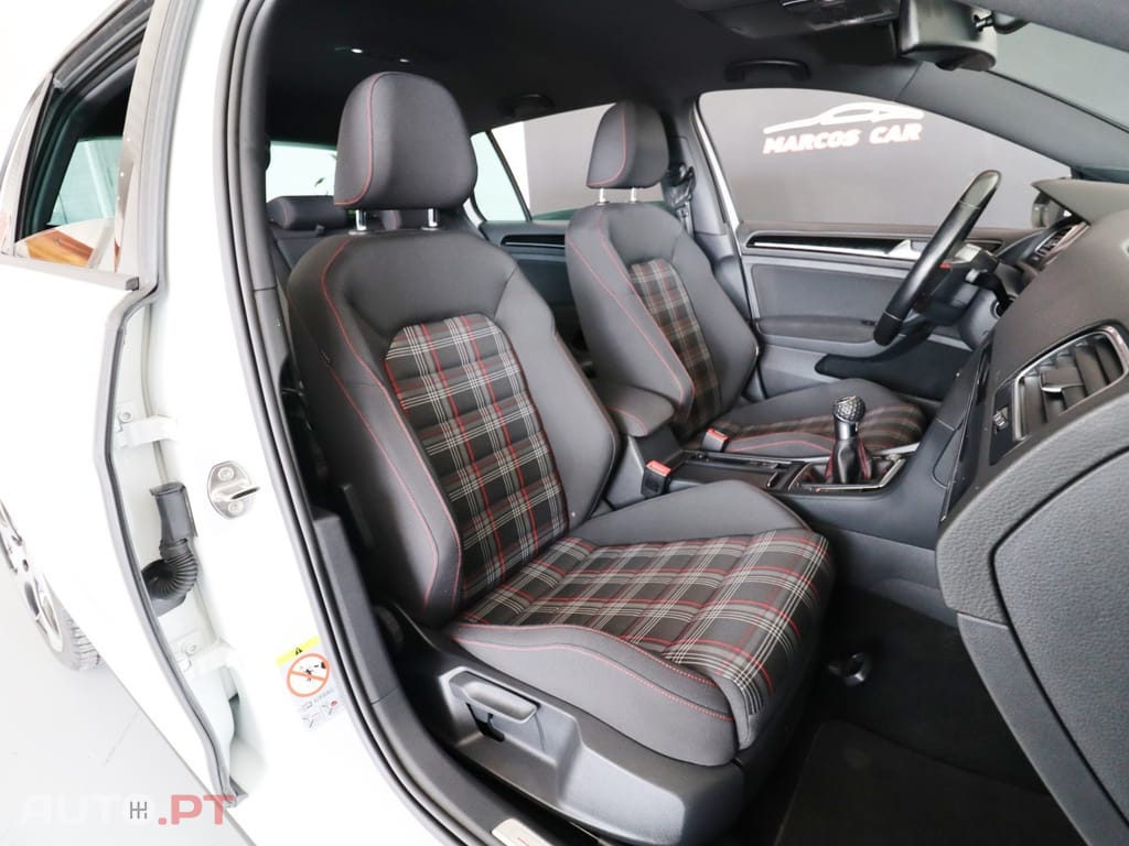 Volkswagen Golf 2.0 TSi GTi Performance