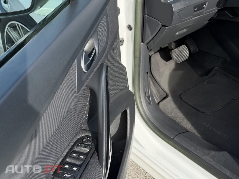 Peugeot 508 SW 2.0 HDi Allure