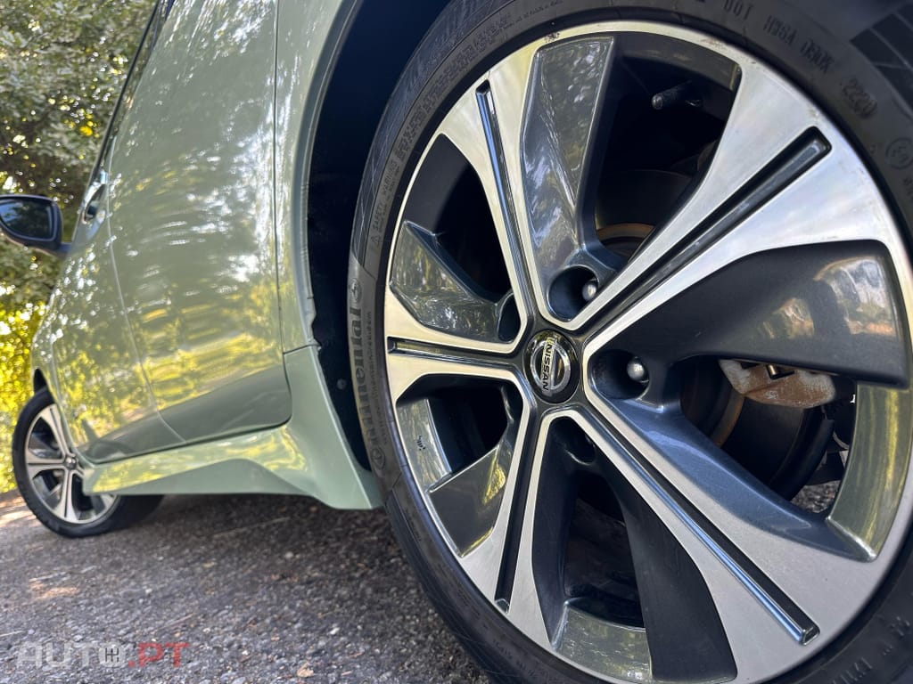 Nissan Leaf Tekna ProPilot Park