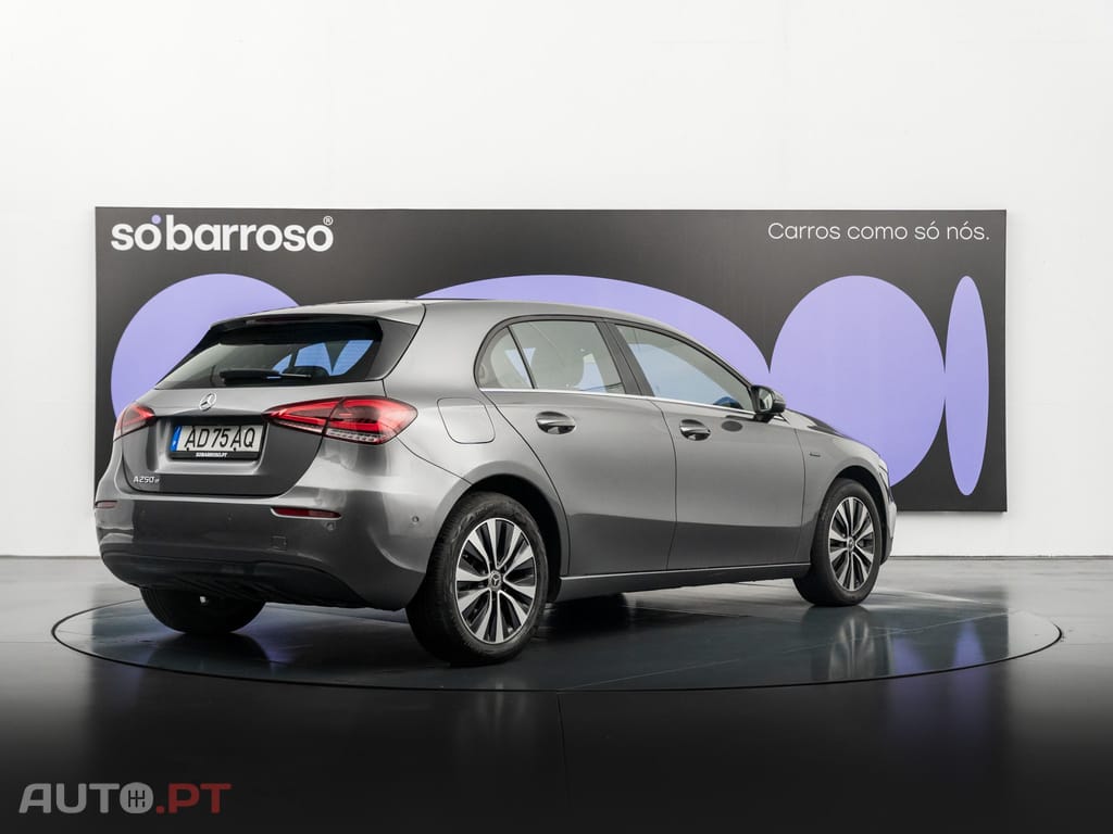 Mercedes-Benz A 250 e Style Plus