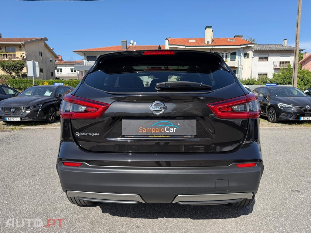 Nissan Qashqai 1.5 dCi N-Connecta J18