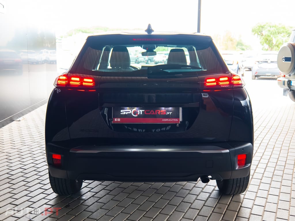 Peugeot 2008 1.2 PureTech Active Pack