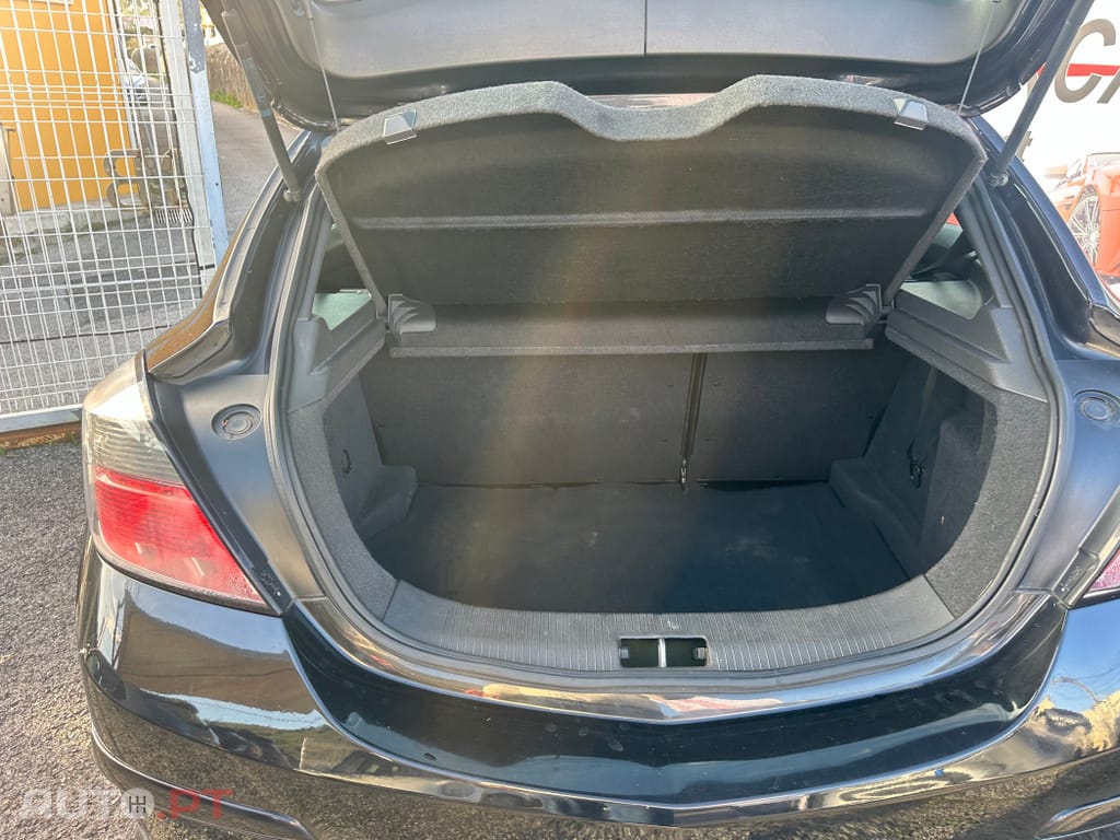 Opel Astra GTC 1.3 CDTi