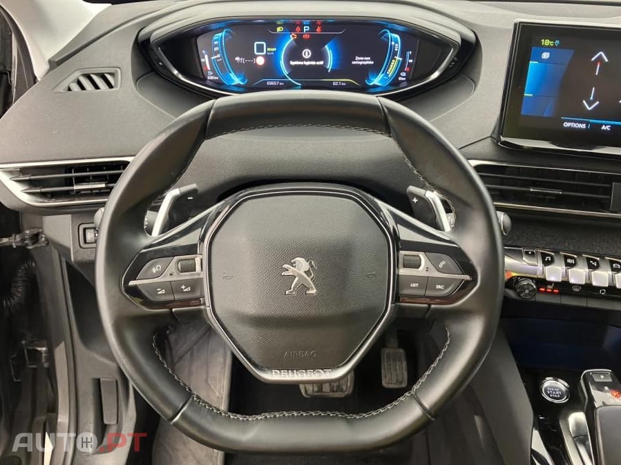 Peugeot 3008 1.6 Hybrid4 Allure Pack e-EAT8