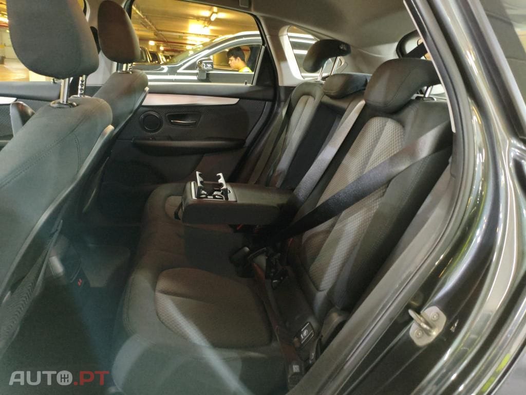 BMW 216 d