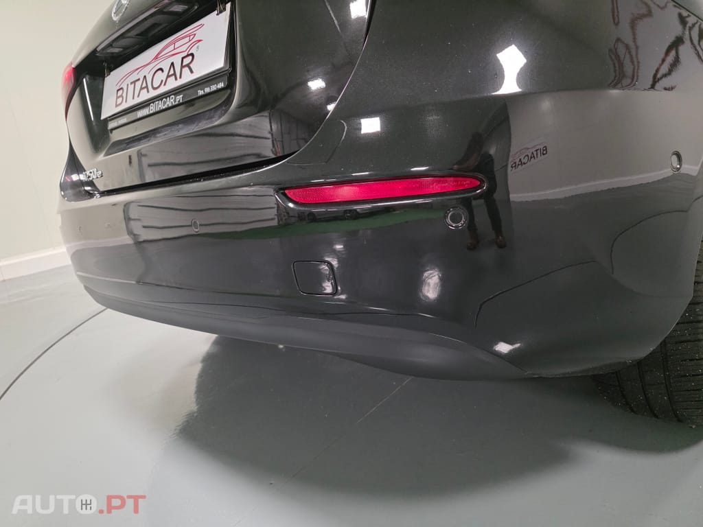 Mercedes-Benz A 250 e Style Plus