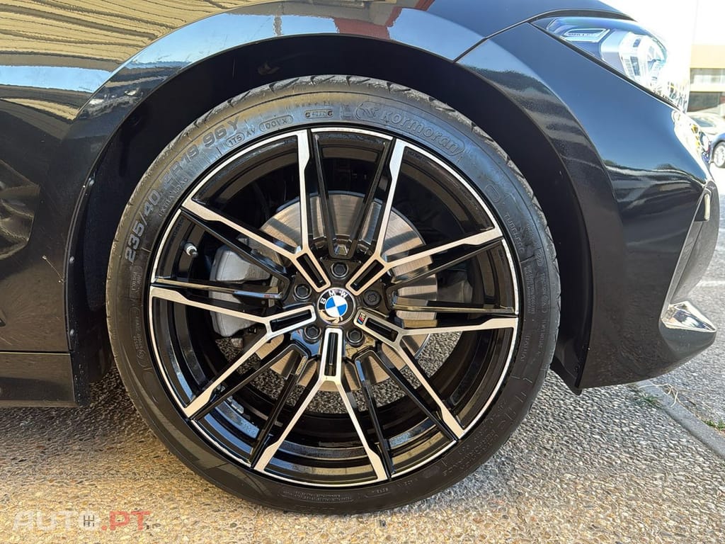 BMW 330 e Aut. Sport Line