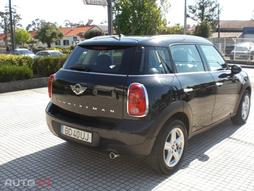 MINI Countryman One D