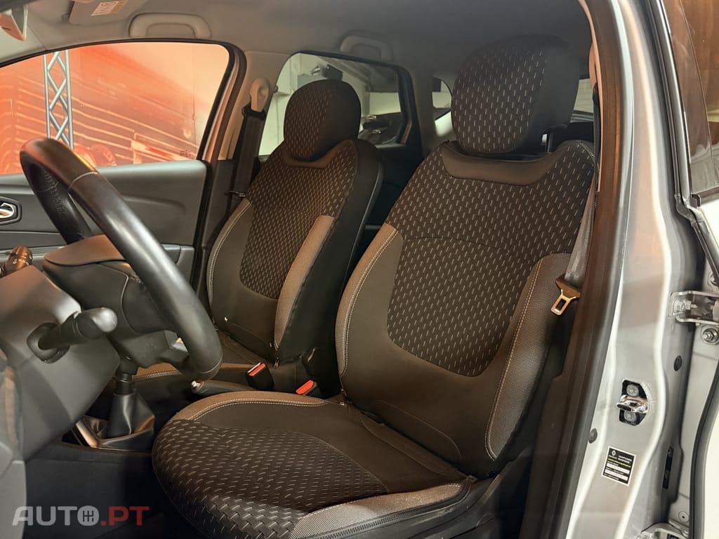 Renault Captur 1.2 TCe Exclusive
