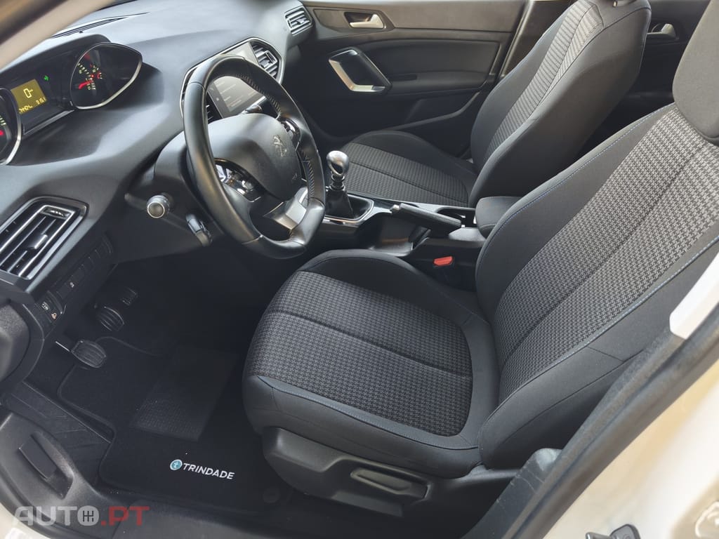 Peugeot 308 SW 1.2 PureTech Style