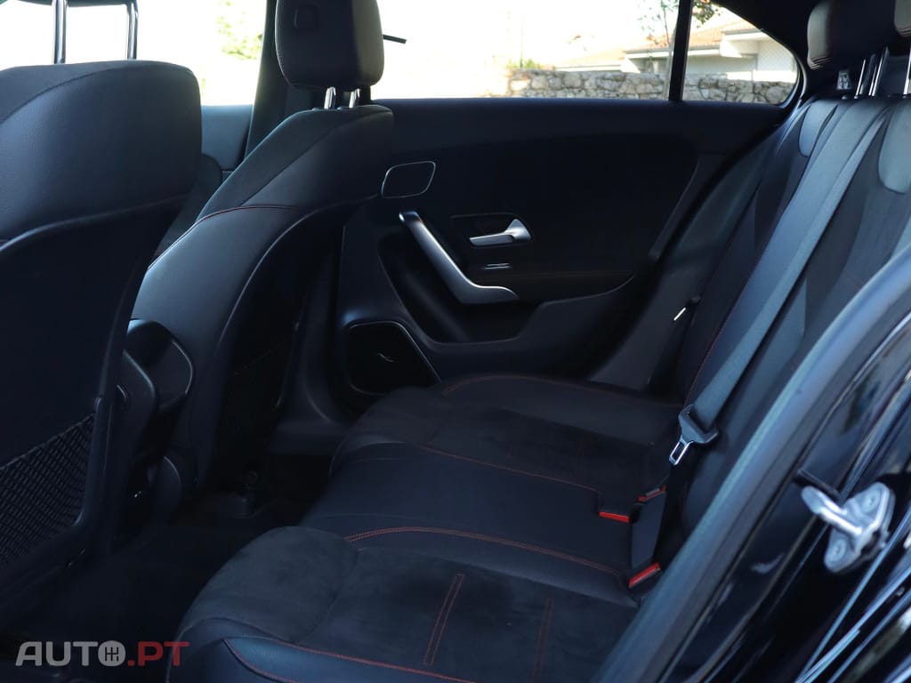 Mercedes-Benz A 250 e 8G-DCT AMG Line