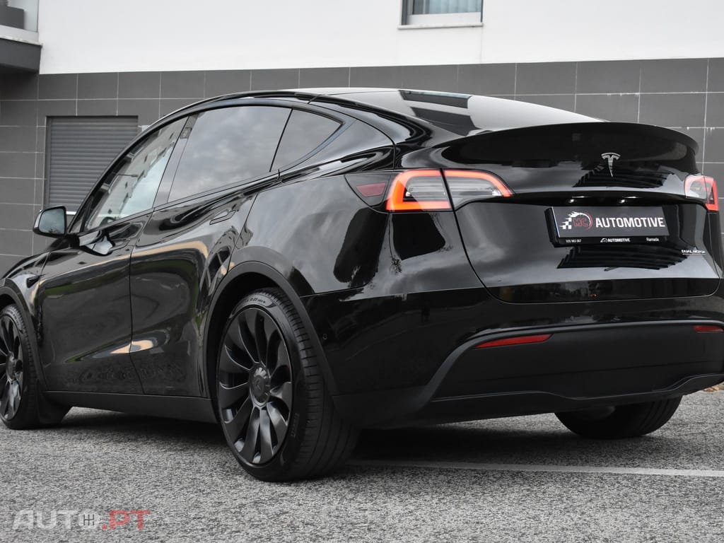 Tesla Model Y Performance Tração Integral