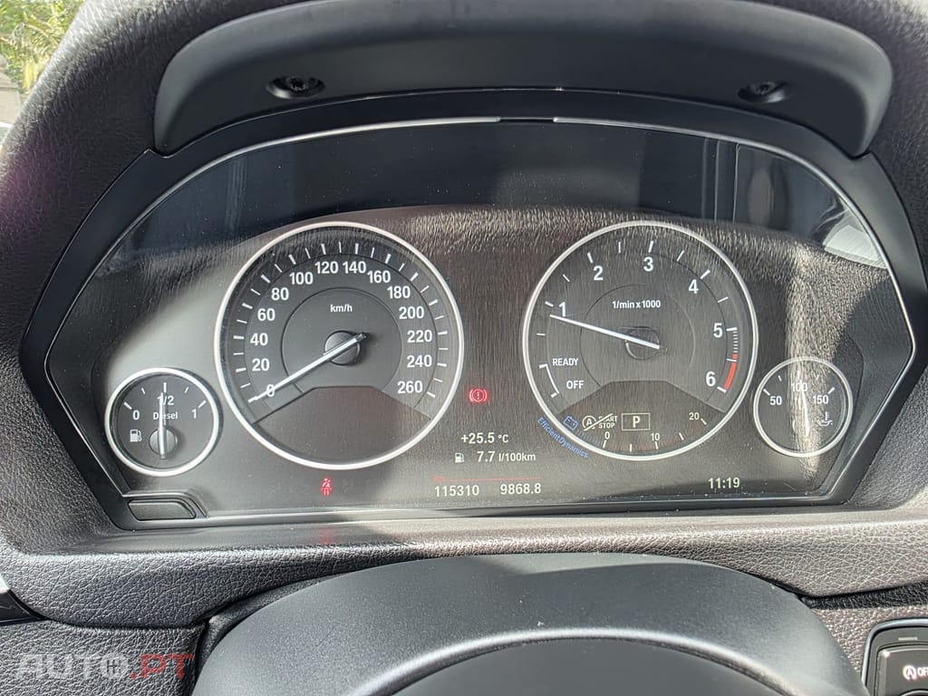 BMW 318 d Line Luxury Auto