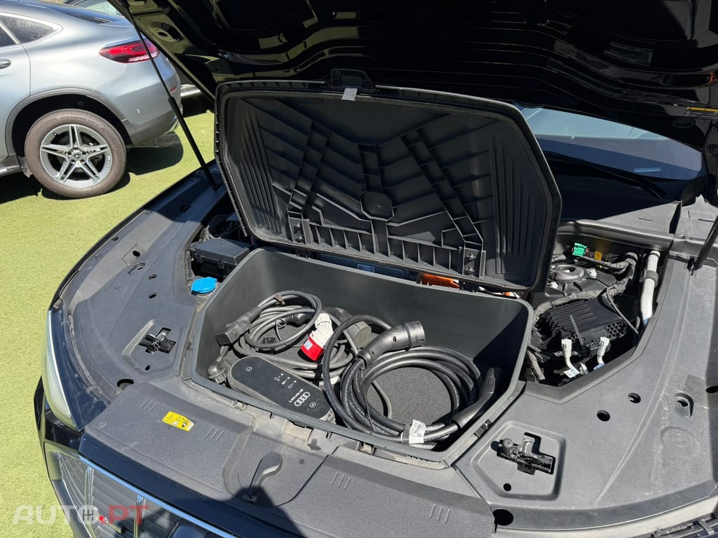 Audi E-Tron 55 quattro S line