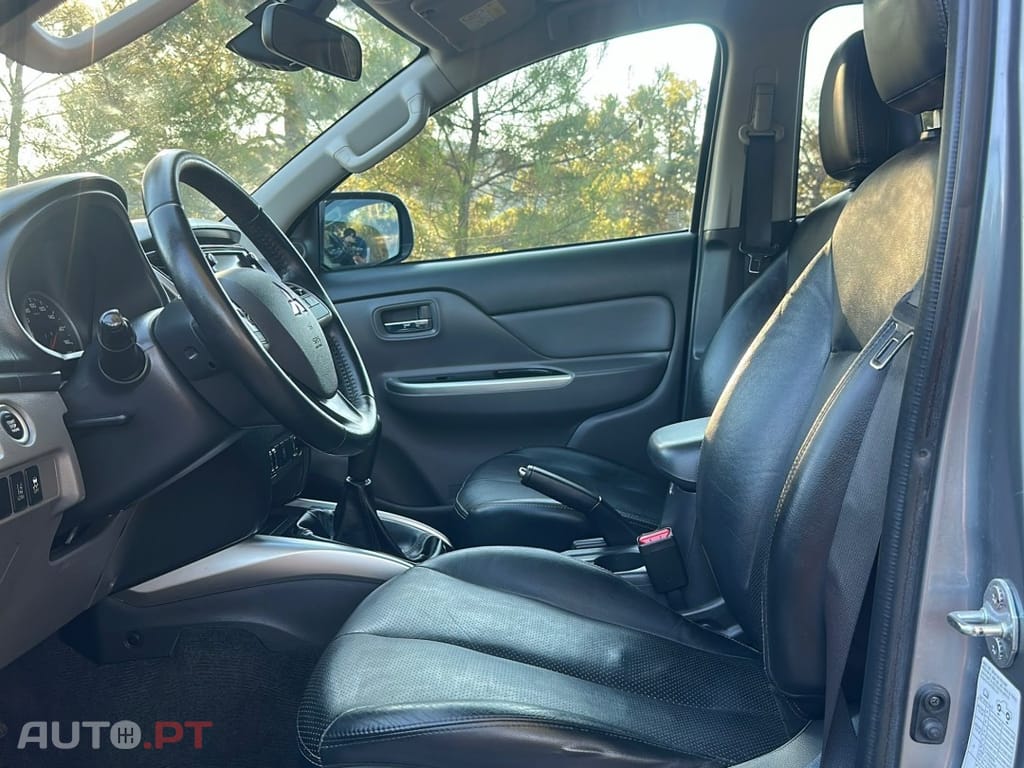 Mitsubishi L200 2.4 DI-D CD Instyle Strakar 4WD