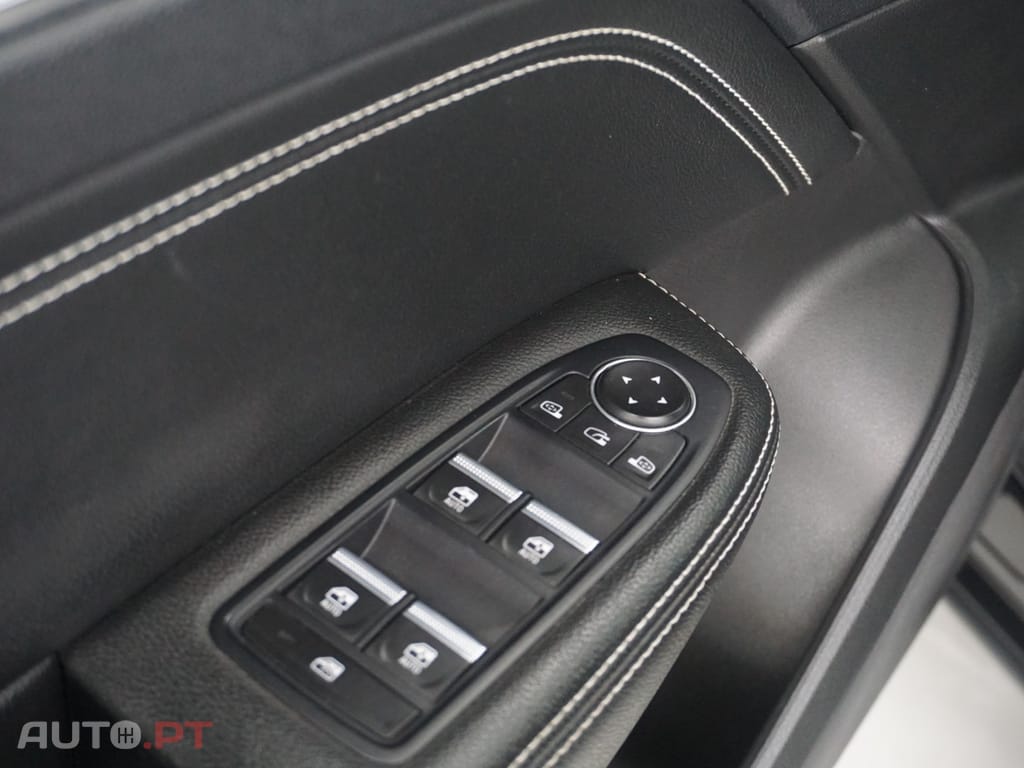 Renault Arkana 1.6 E-Tech Intens