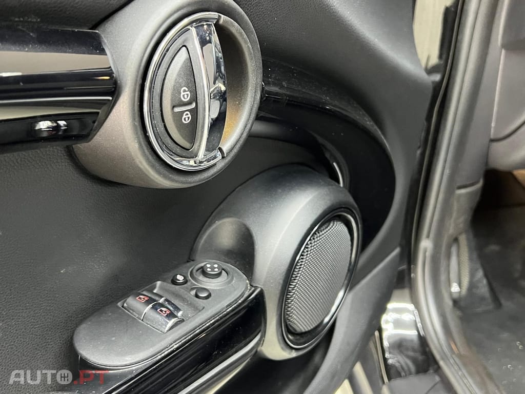 MINI Cooper SE