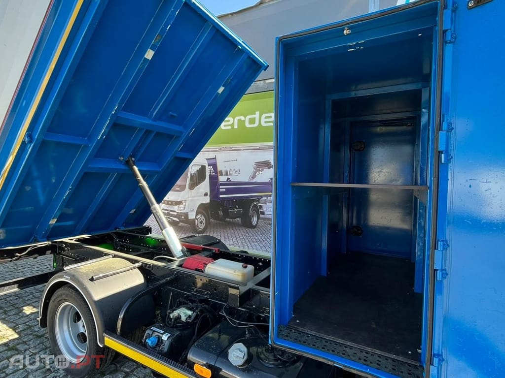 Mitsubishi Canter BASCULANTE