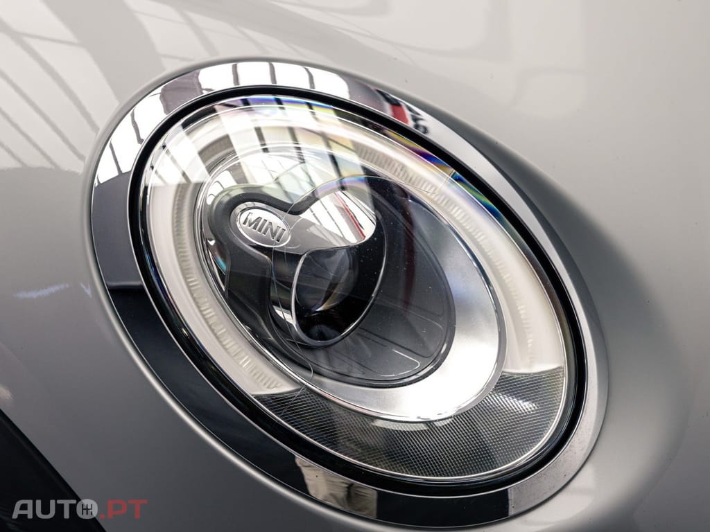 MINI Cooper John Cooper Works