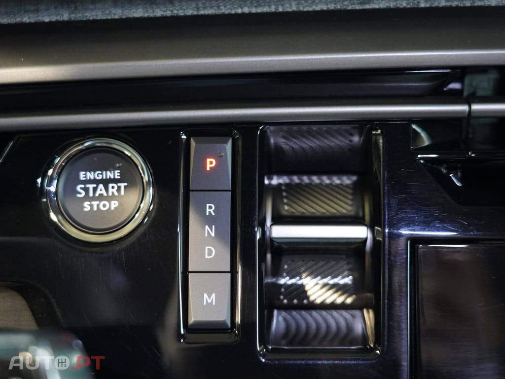 Peugeot 3008 1.2 Hybrid Allure e-DCS6