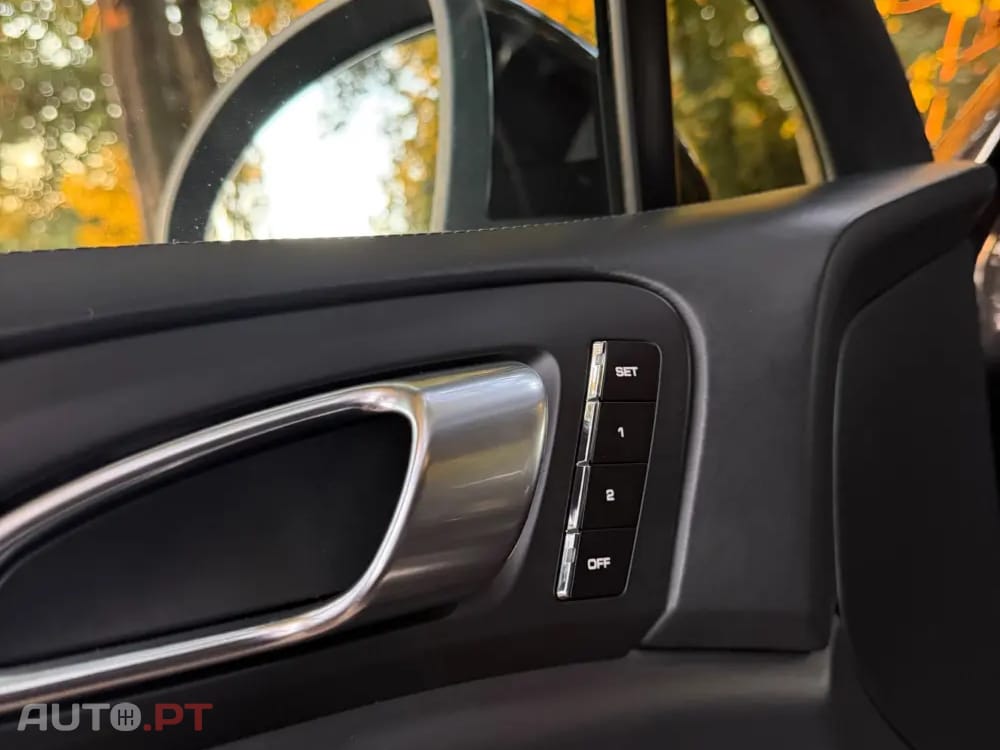 Porsche Cayenne Platinum Edition
