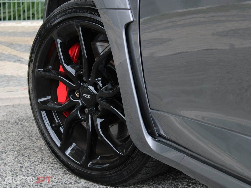 Renault Mégane Coupe RS 265 TCe