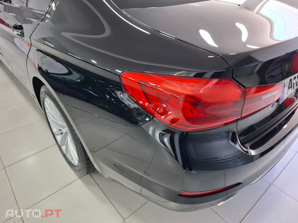 BMW 520 Luxury Line Auto
