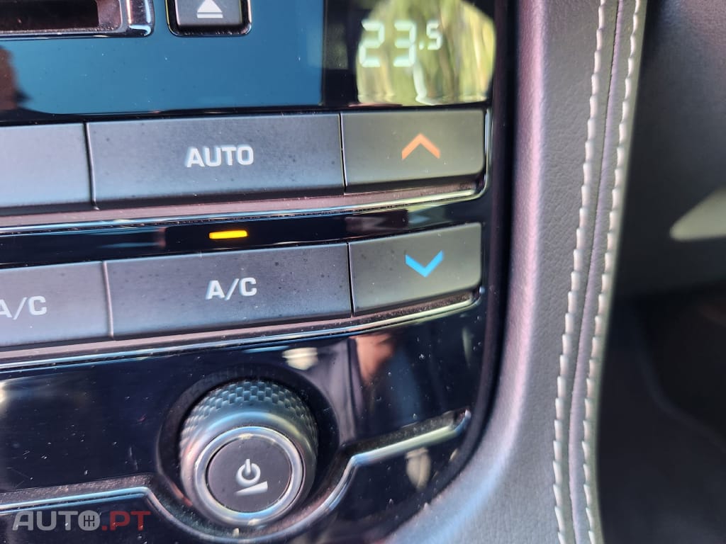 Jaguar F-Pace 2.0 i4D R-Sport