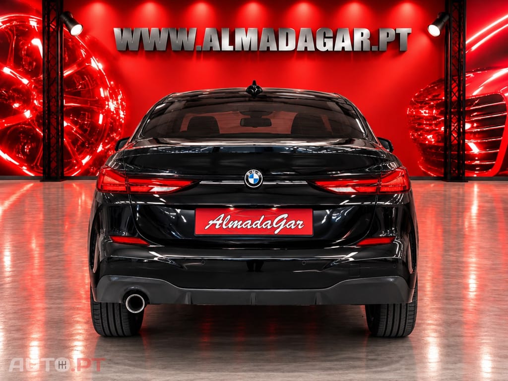 BMW 218 i Pack Desportivo M