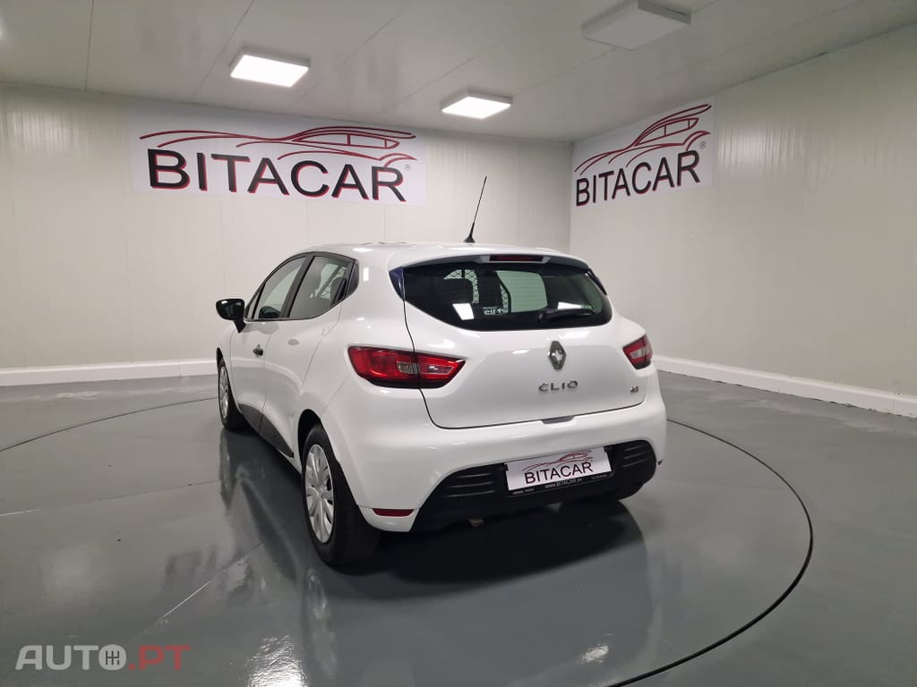 Renault Clio SOCIETE 1.5 DCI ZEN IVA DEDUTÍVEL